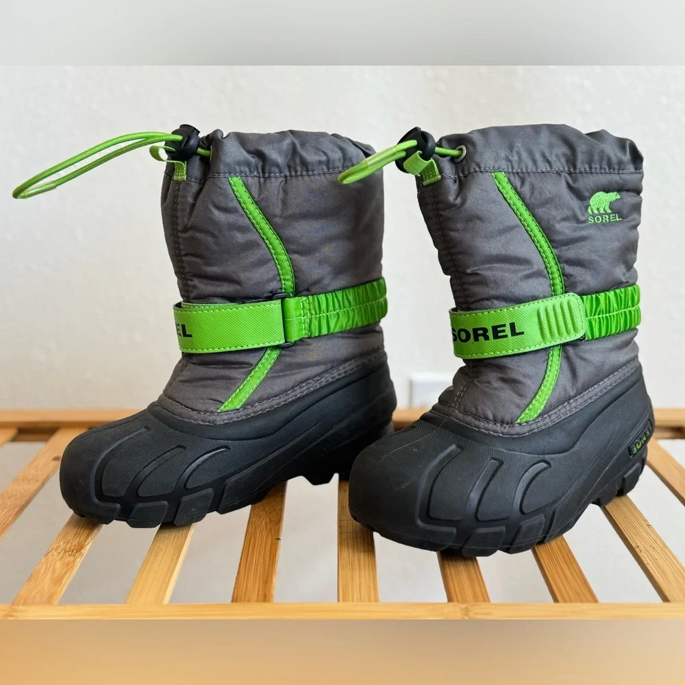 Sorel Kids' Black and Green Snow Boots - Picture 2 of 6